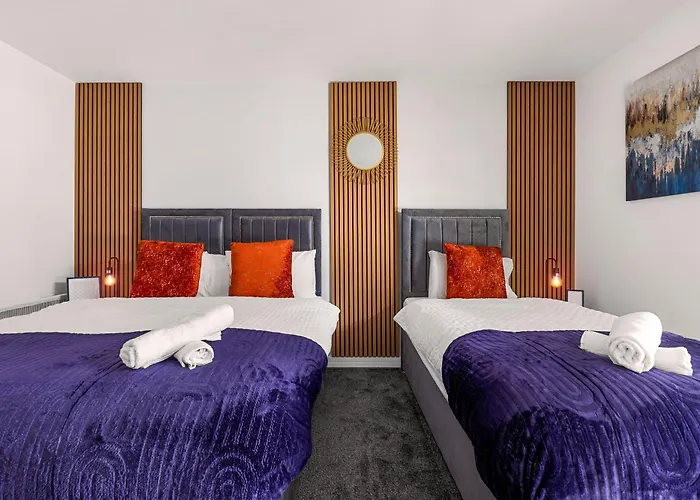 Bullring Lux Suite, New Street Free Netflix - Free Secure Parking- Sleeps 6