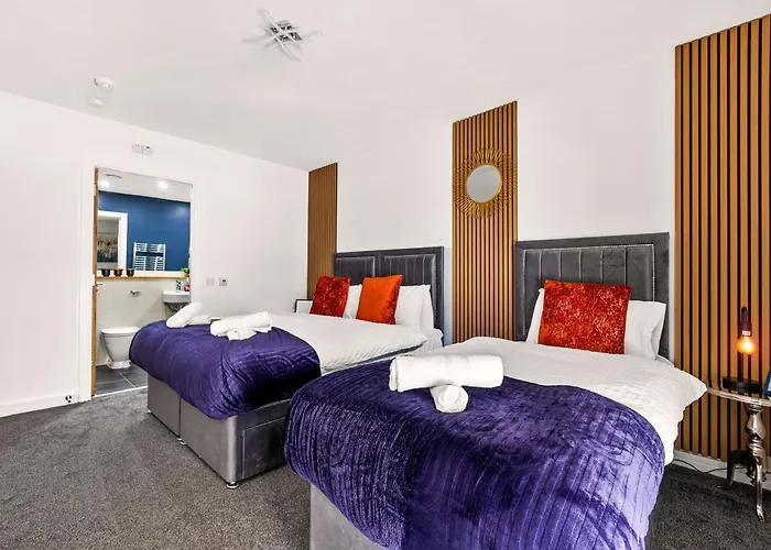 Bullring Lux Suite, New Street Free Netflix - Free Secure Parking- Sleeps 6