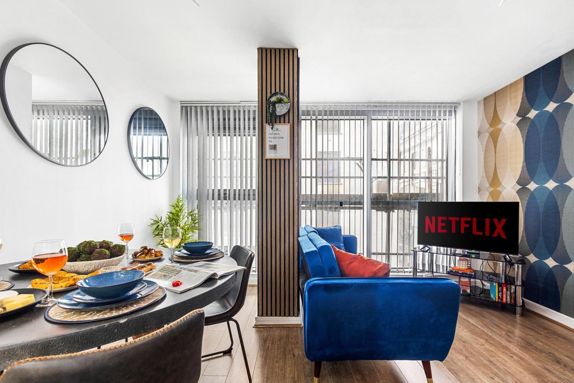 Bullring Lux Suite, New Street Free Netflix - Free Secure Parking- Sleeps 6 Birmingham