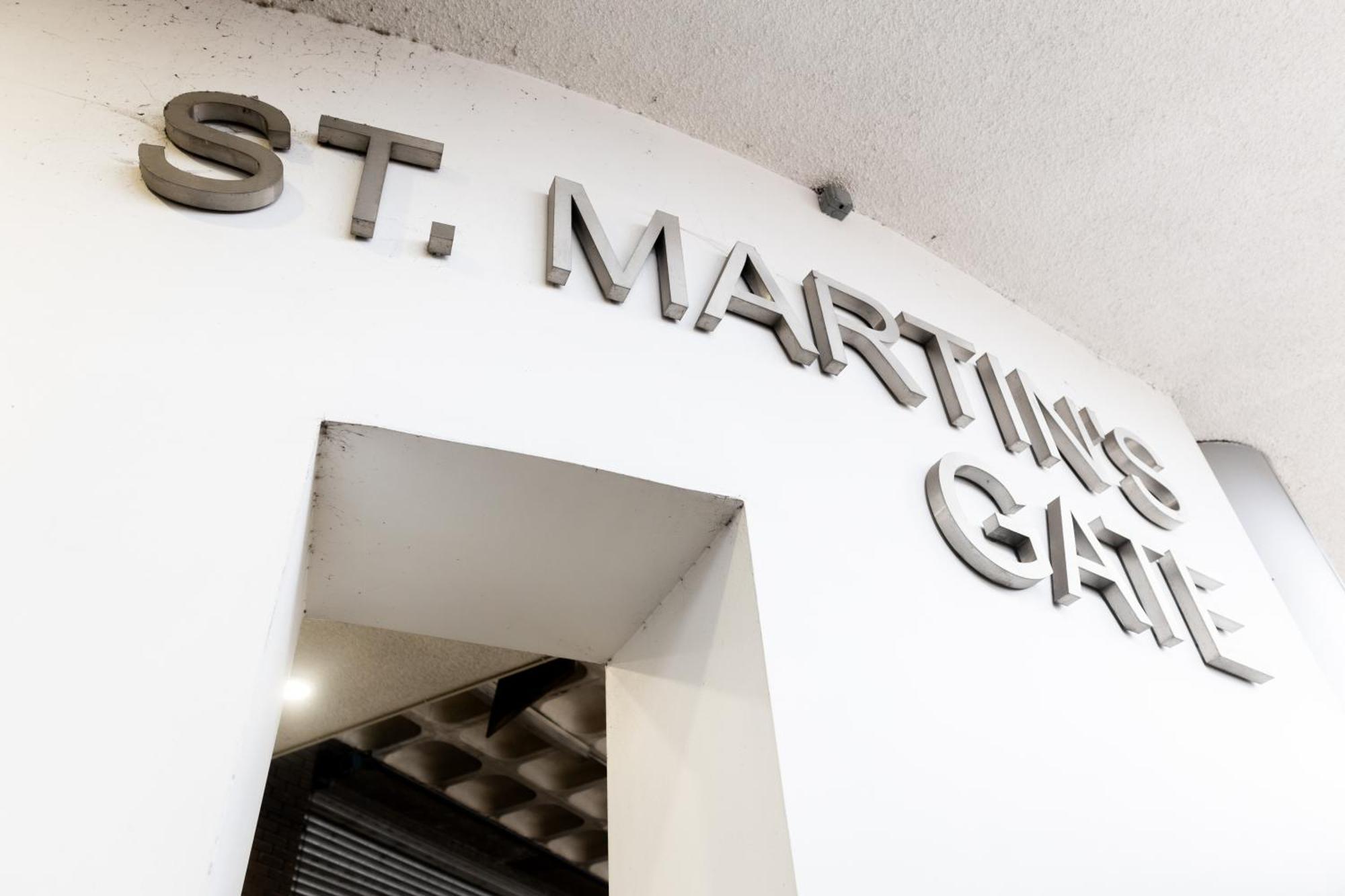 Bullring Lux Suite, New Street Free Netflix - Free Secure Parking- Sleeps 6 *