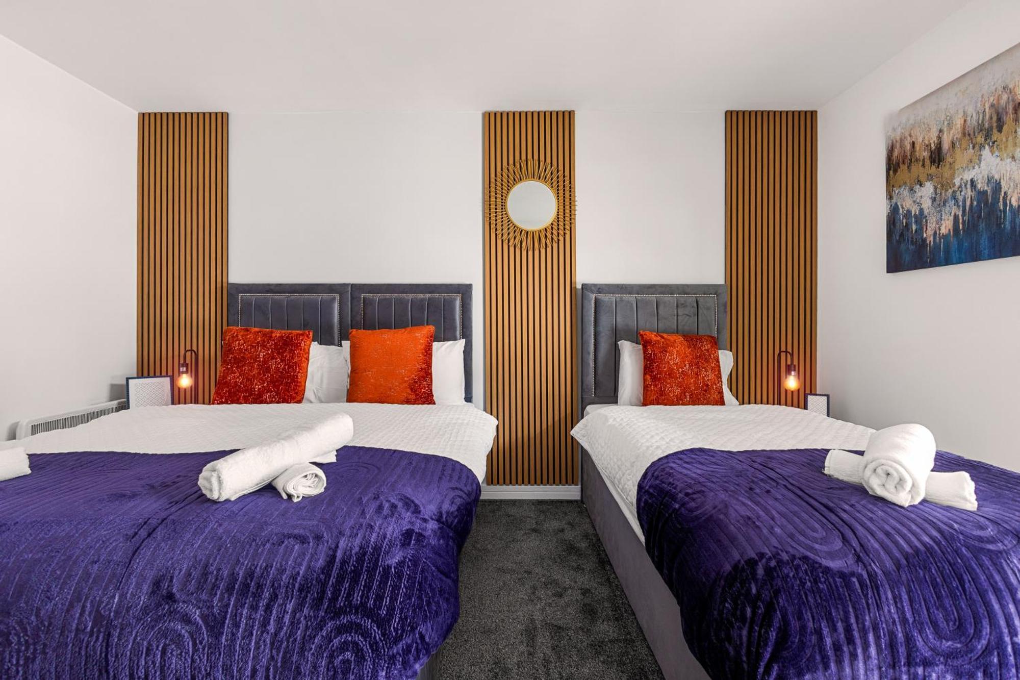 Bullring Lux Suite, New Street Free Netflix - Free Secure Parking- Sleeps 6 * Birmingham